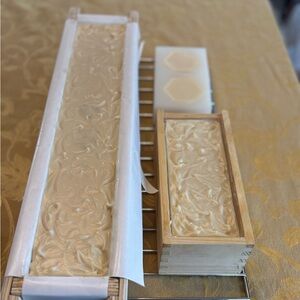 Elegant Cream Soap Set with Bamboo Tray